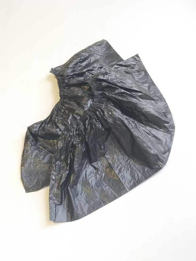 Бахилы п/э 4г, с 2-ой резинкой и 2-ой подошвой