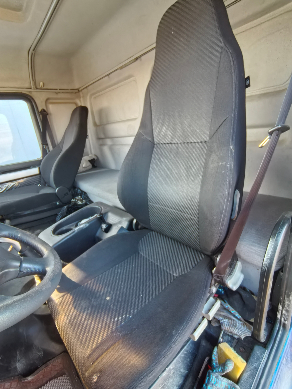 Shacman (Shaanxi) SX* 8x4 Автобетоносмеситель SX5318GJBDT326 (Дизельный, 11,6 л, 369 л.с., МТ)