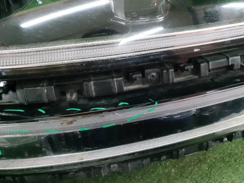 Битая Фара правая Genesis GV70 (2020-н.в.) LED