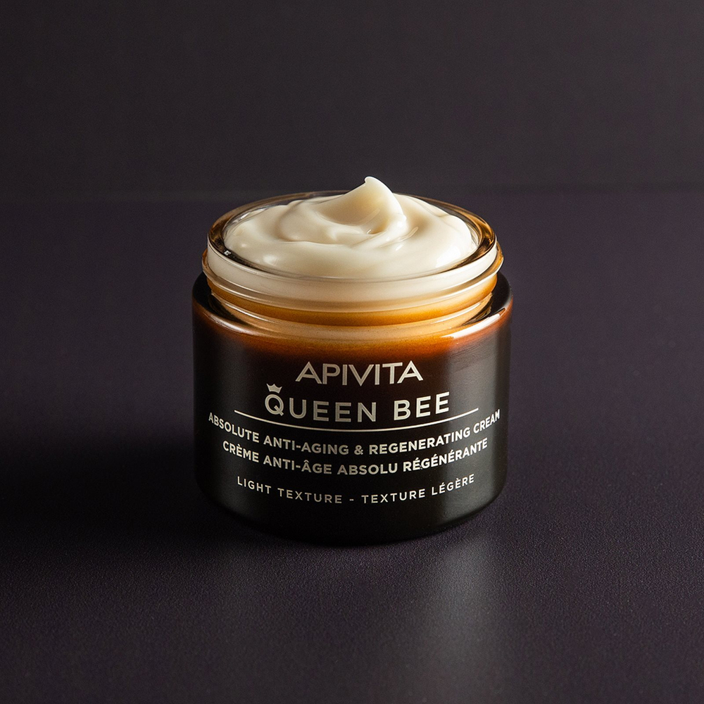 Apivita Queen Bee - легкий регенерирующий антивозрастной крем /   50  ml  / GTIN 5201279080921