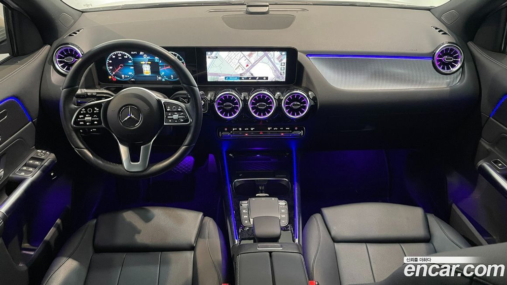 Mercedes-Benz GLA-Class H247 GLA220 (08.2021)