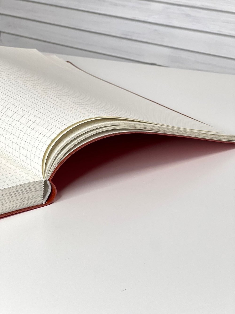 Блокнот А4 200л. (400страниц) в клетку без рамки Красный (К44-875КБР)