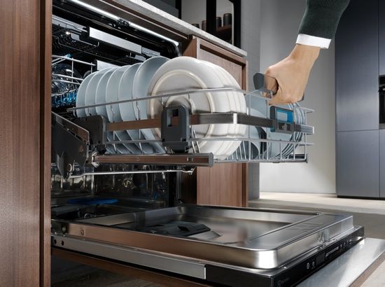 Встраиваемая посудомоечная машина Electrolux EEC 967300 L