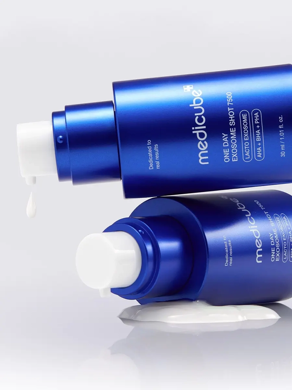 Medicube Сыворотка-бустер с экзосомами и спикулами для сужения пор One-Day Exosome Shot Pore Ampoule 7500 30 мл