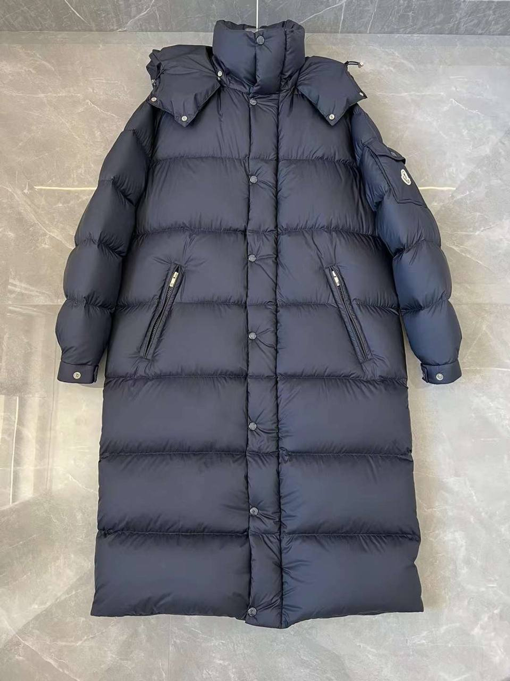 Пуховик Moncler