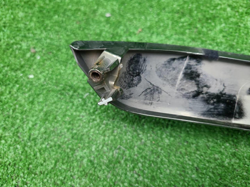 Молдинг решетки радиатора нижний Lexus NX 1 17-21