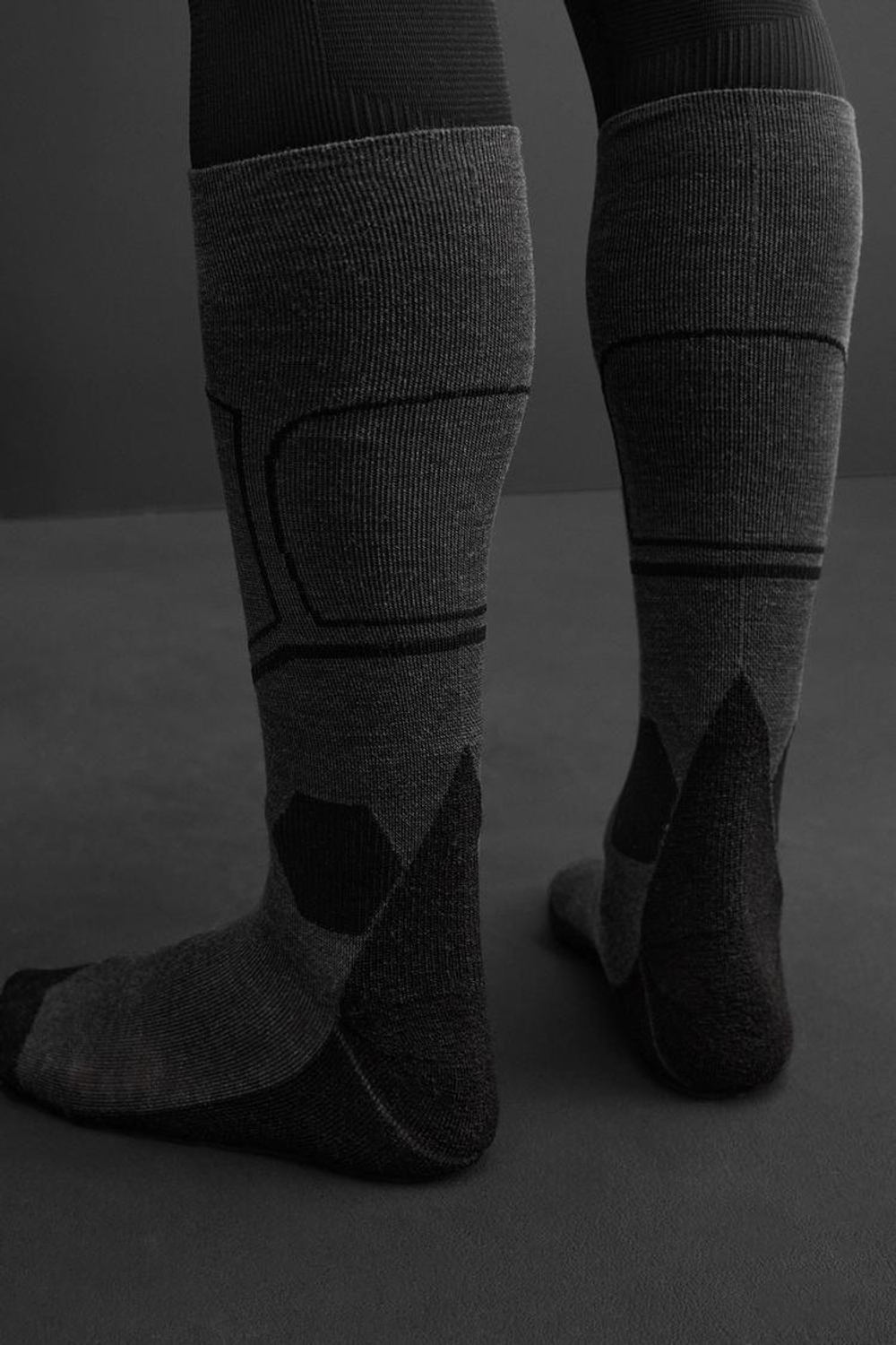 ZARA НОСКИ ИЗ СМЕСОВОЙ ШЕРСТИ С ВЫШИВКОЙ, ЧЕРНЫЙ