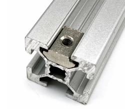 Сухарь пазовый (паз 6 мм, винт М4)