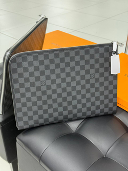 Папка Louis Vuitton