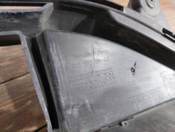 Решетка переднего бампера Mercedes E (W213) 20-23 Б/У Оригинал A2138858804