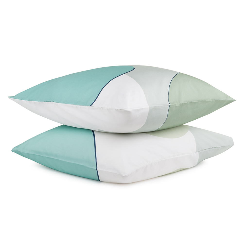 Набор из двух наволочек из сатина  мятного цвета с авторским принтом из коллекции freak fruit, 70х70 см