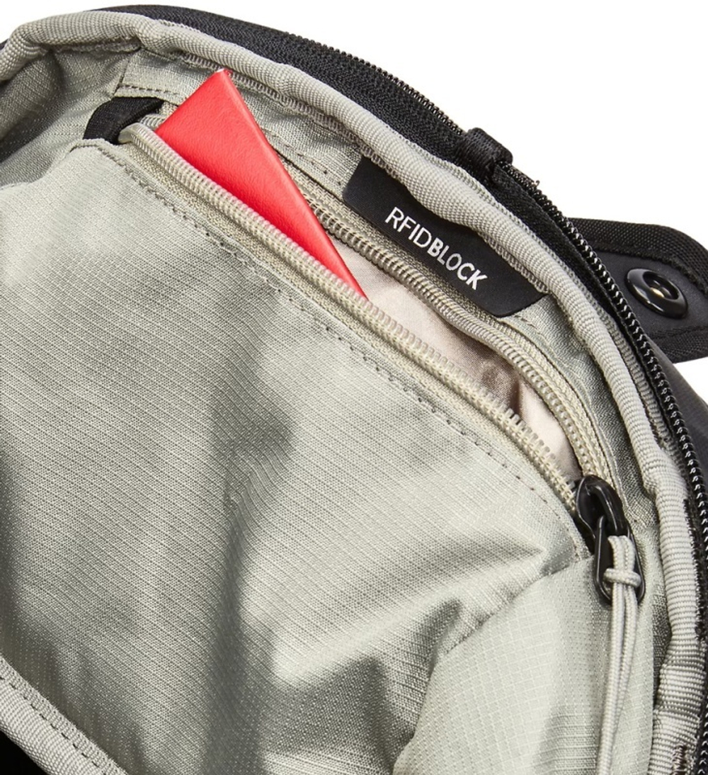 Рюкзак для ноутбука Thule Tact backpack 16L TACTBP114 black (3204711)