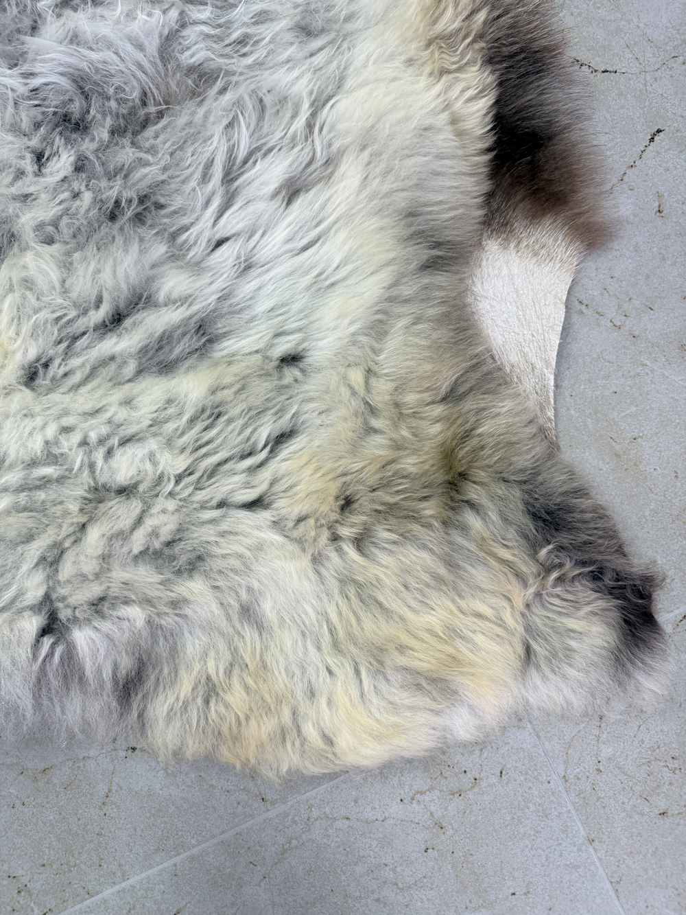 Шкура коврик меховой прикроватный овчина, 120х65 см.