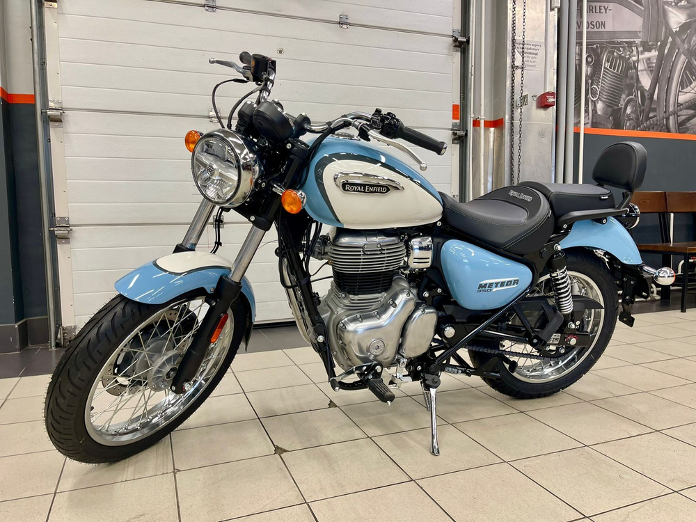 Royal Enfield 350 Meteor (Aurora Blue)