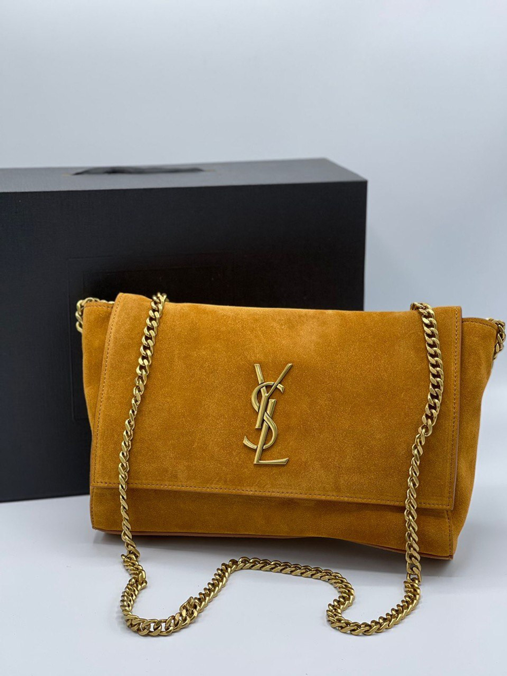 Yves Saint Laurent (YSL)