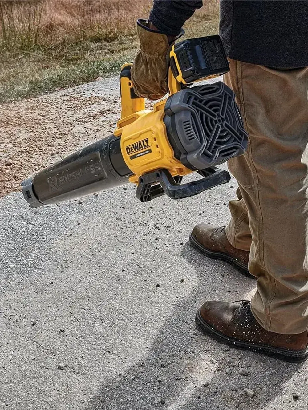 DEWALT DCMBL562N 20 В, Воздуходувка бесщеточный ручной инструмент для удаления листьев, скорость 125 миль/ч, 450 фут/мин против часовой стрелки