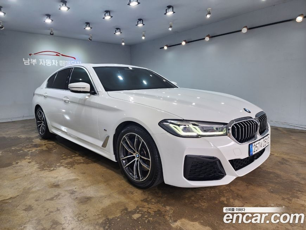 BMW 5 Series (G30) 520i M Sports (11.2021)