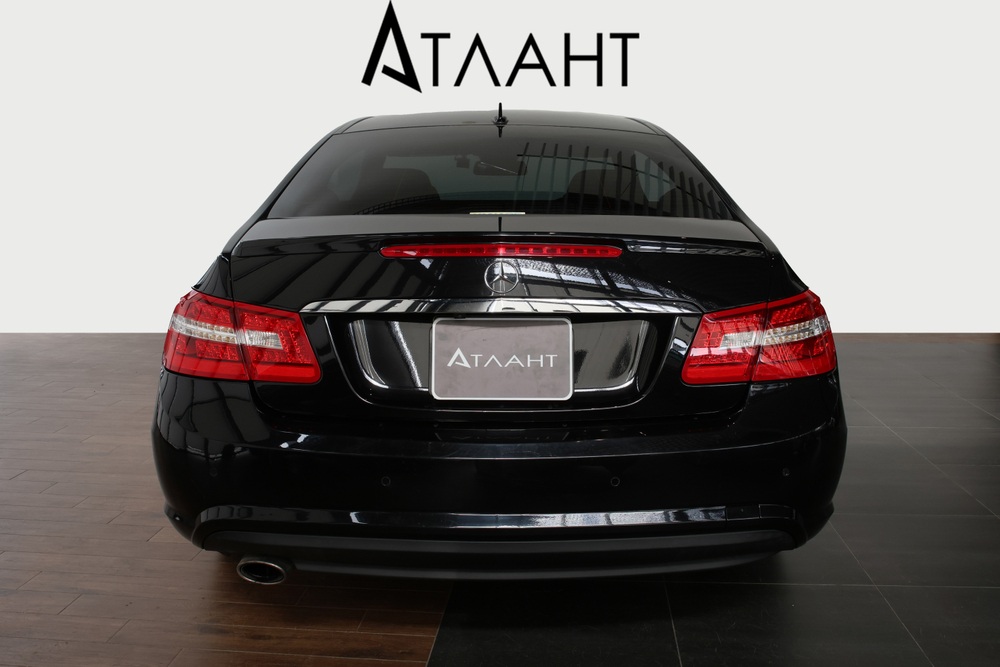 Mercedes-Benz E-Class, 2012 год