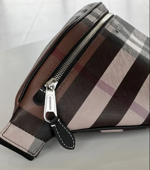 Поясная сумка Burberry Cason с отделкой из гладкой кожи