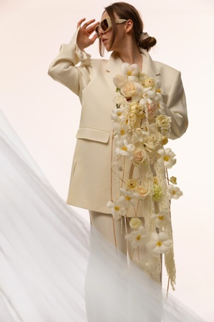 «Цветочный водопад»