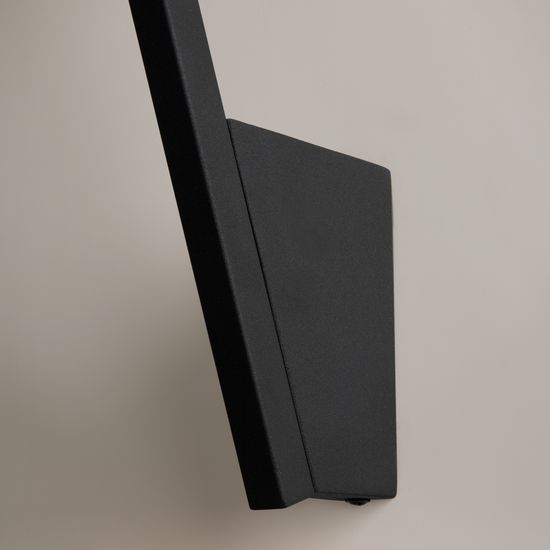 Настенный светильник (бра) Maytoni MOD175WL-01B