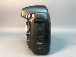 Nikon F90