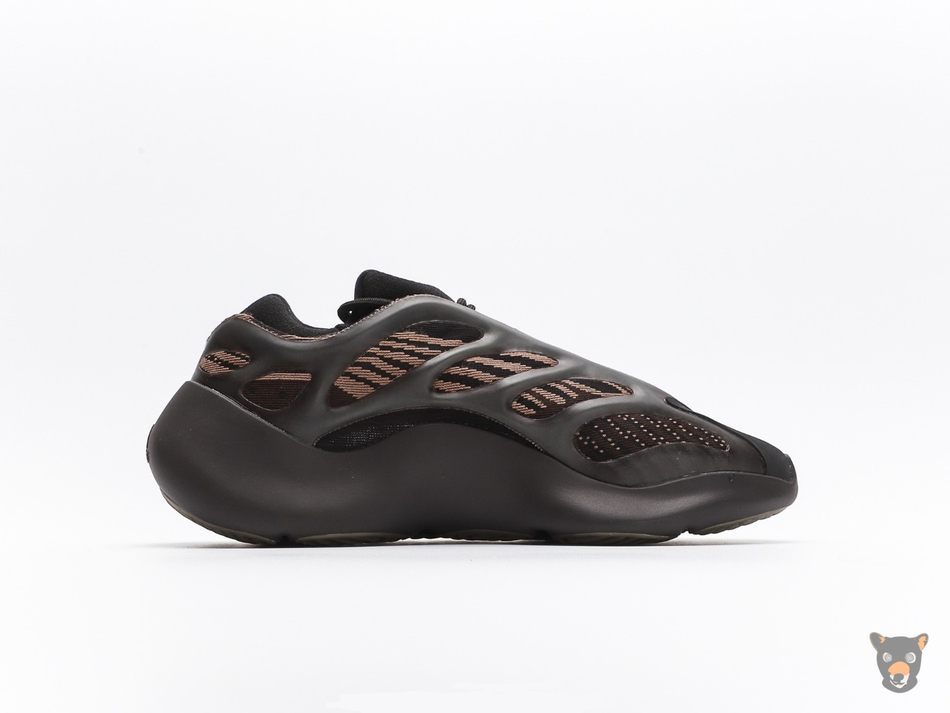 Кроссовки Yeezy 700 V3 "Clay Brown"