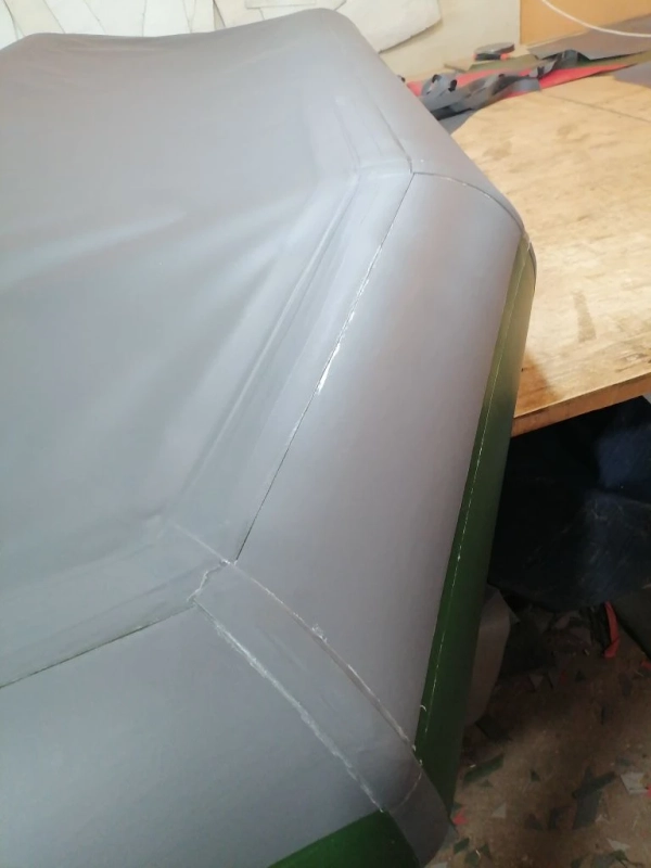 Усиление боков пакрафта полосой ткани. Ширина полосы 12 см. Плотность 650 г/м.кв.