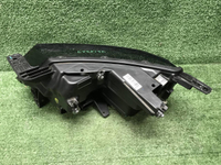 Фара правая Geely Coolray (2019-2024) LED