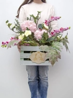 Композиция в ящике "Гортензия"