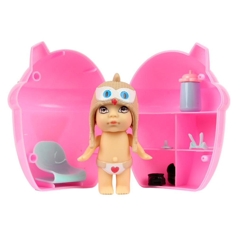 Куколка OLY в шапочке-ушанке в поильнике. Мальчик 8см, арт.3380-3 (Bondibon)