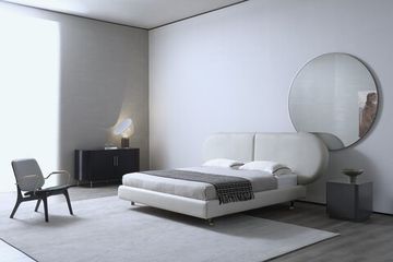 Двуспальная кровать с широким изголовьем Coco