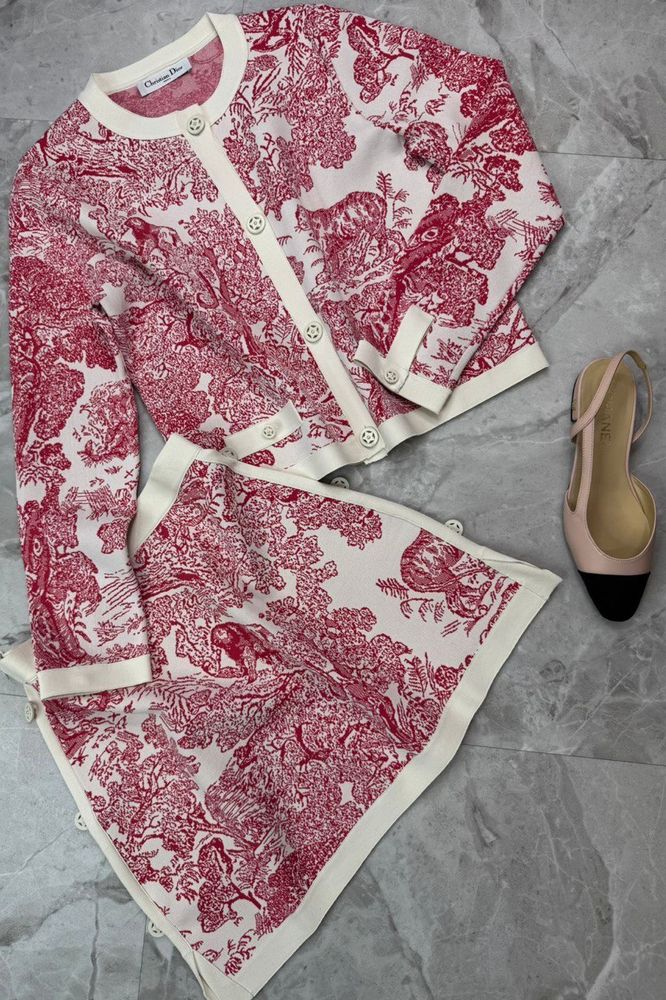 Костюм Dior