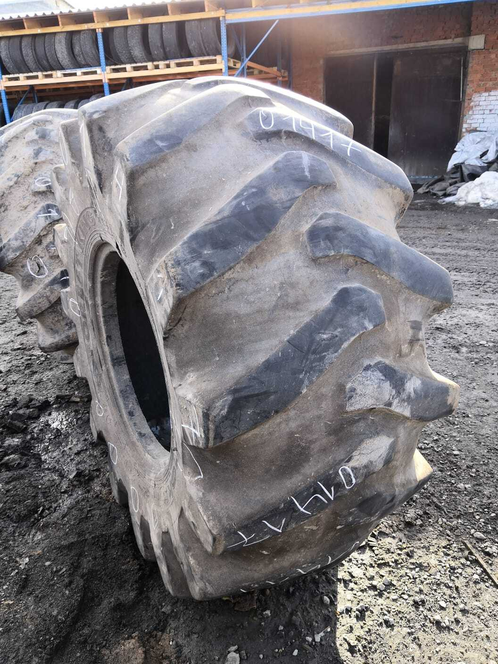 28L-26 Nokian Forest king шина б/у