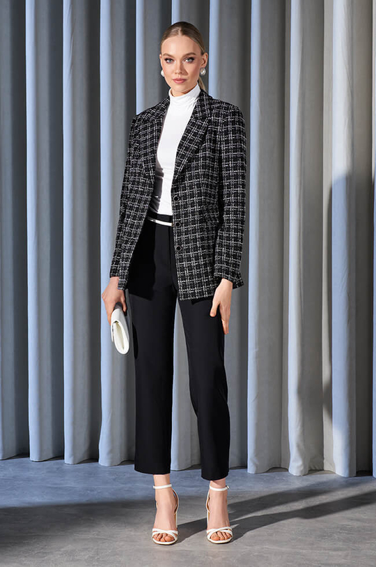 1843 Жакет женский (черный)