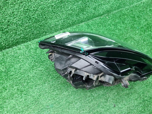 Фара правая VW Multivan T6 (2019-н.в.) LED