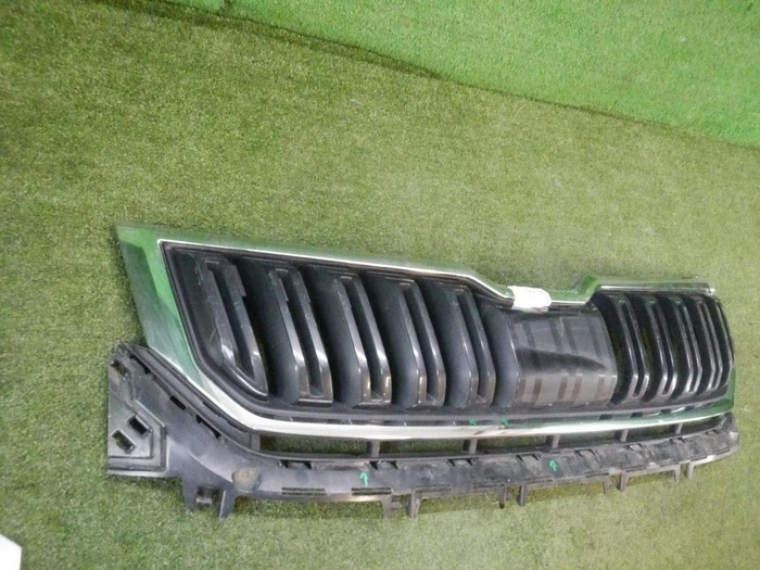 Решетка радиатора Skoda Kodiaq (2016-2022)