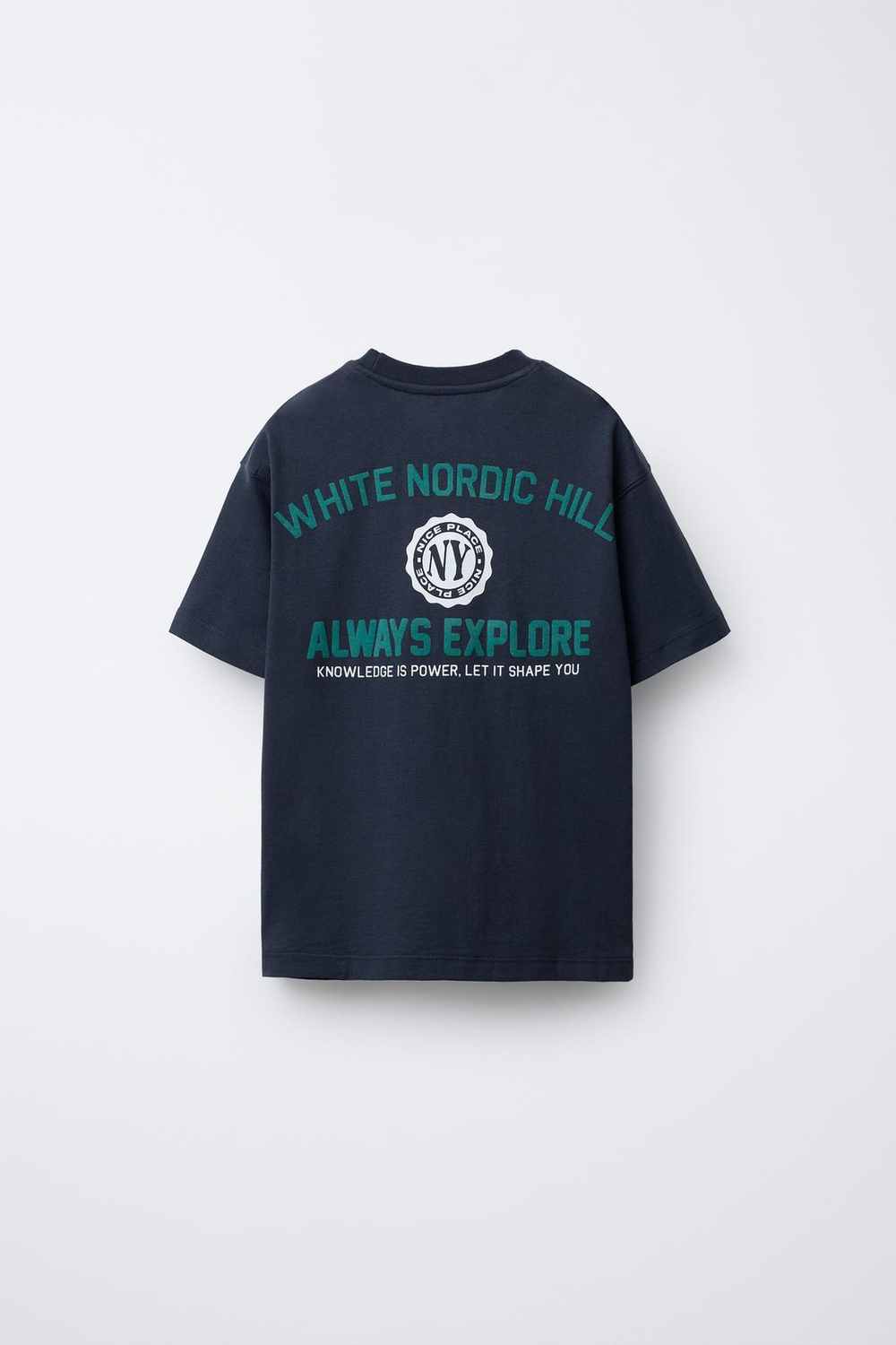 ZARA ФУТБОЛКА В СТИЛЕ ВАРСИТИ С РЕЛЬЕФНОЙ НАДПИСЬЮ, МОРСКОЙ СИНИЙ