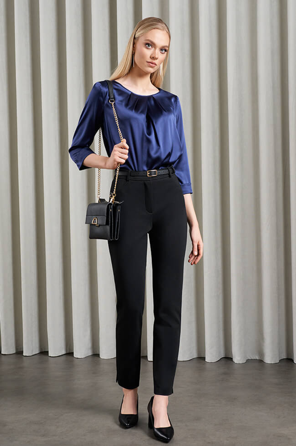 22887 Блузка женская (темно-синий)