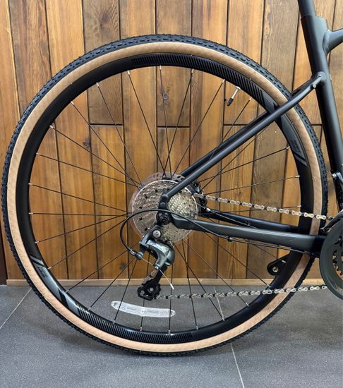 Велосипед Giant Revolt F1 - 2025 Black matte