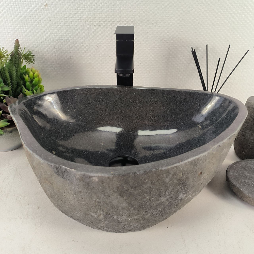 Раковина из речного камня RS-65119 51*35*15 0862