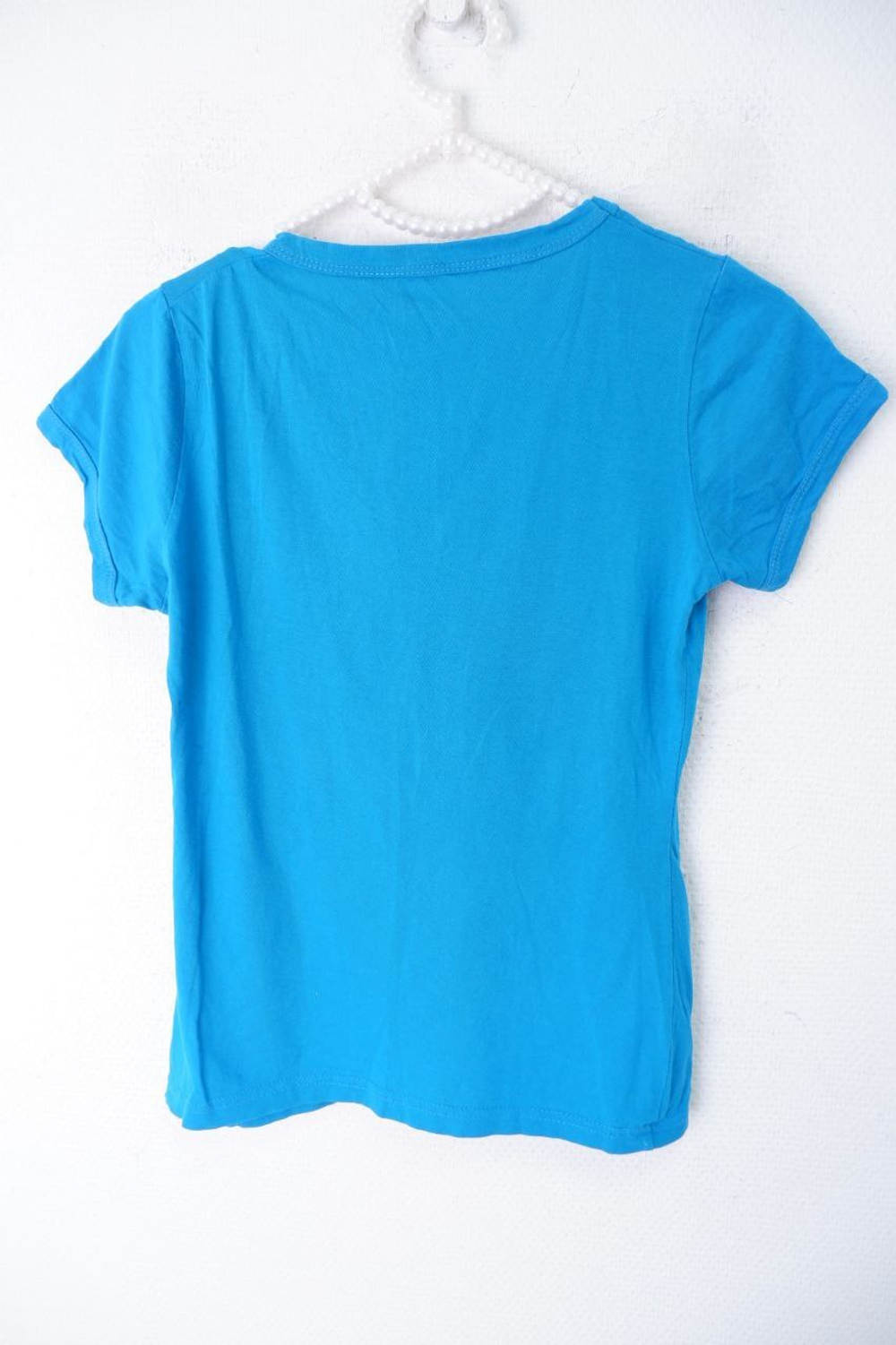 Футболка голубая с надписью на 10-11 лет