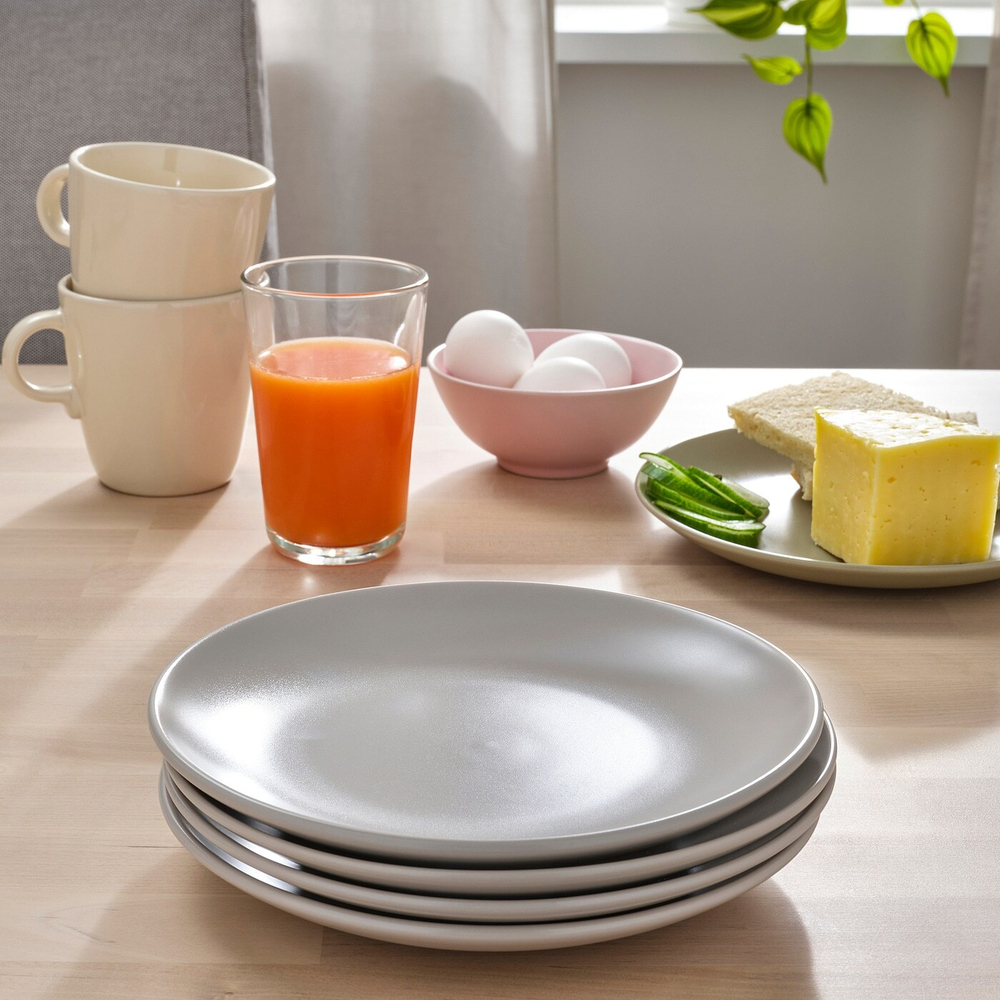 IKEA FÄRGKLAR  (ИКЕА ФÄРГКЛАР)  -  Тарелка, матовая светло-серая, 20 см