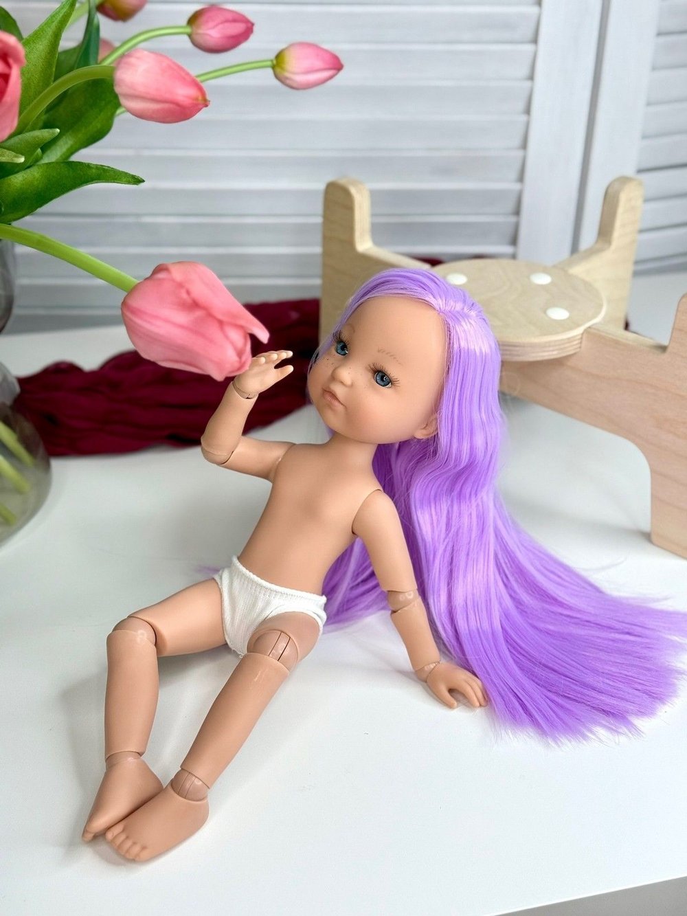 Кукла BERJUAN виниловая шарнирная 35см Greta (4820A11)