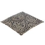 Подушка декоративная черного цвета с принтом Спелая Смородина из коллекции scandinavian touch, 45х45 см