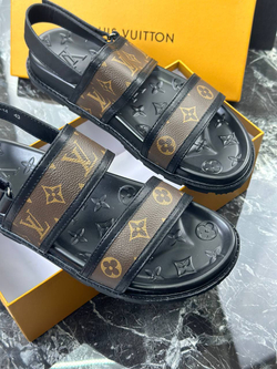 Сандалии Louis Vuitton