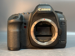 Canon 5D Mark II 208134 Кадров