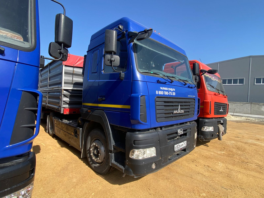 МАЗ 5440 4x2 Седельный тягач 544028-570-031 (Дизельный, 11,6 л, 423 л.с., МТ)