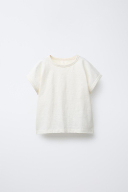 ZARA ОДНОТОННАЯ ФУТБОЛКА ИЗ РЕЛЬЕФНОЙ ТКАНИ, ЭКРЮ