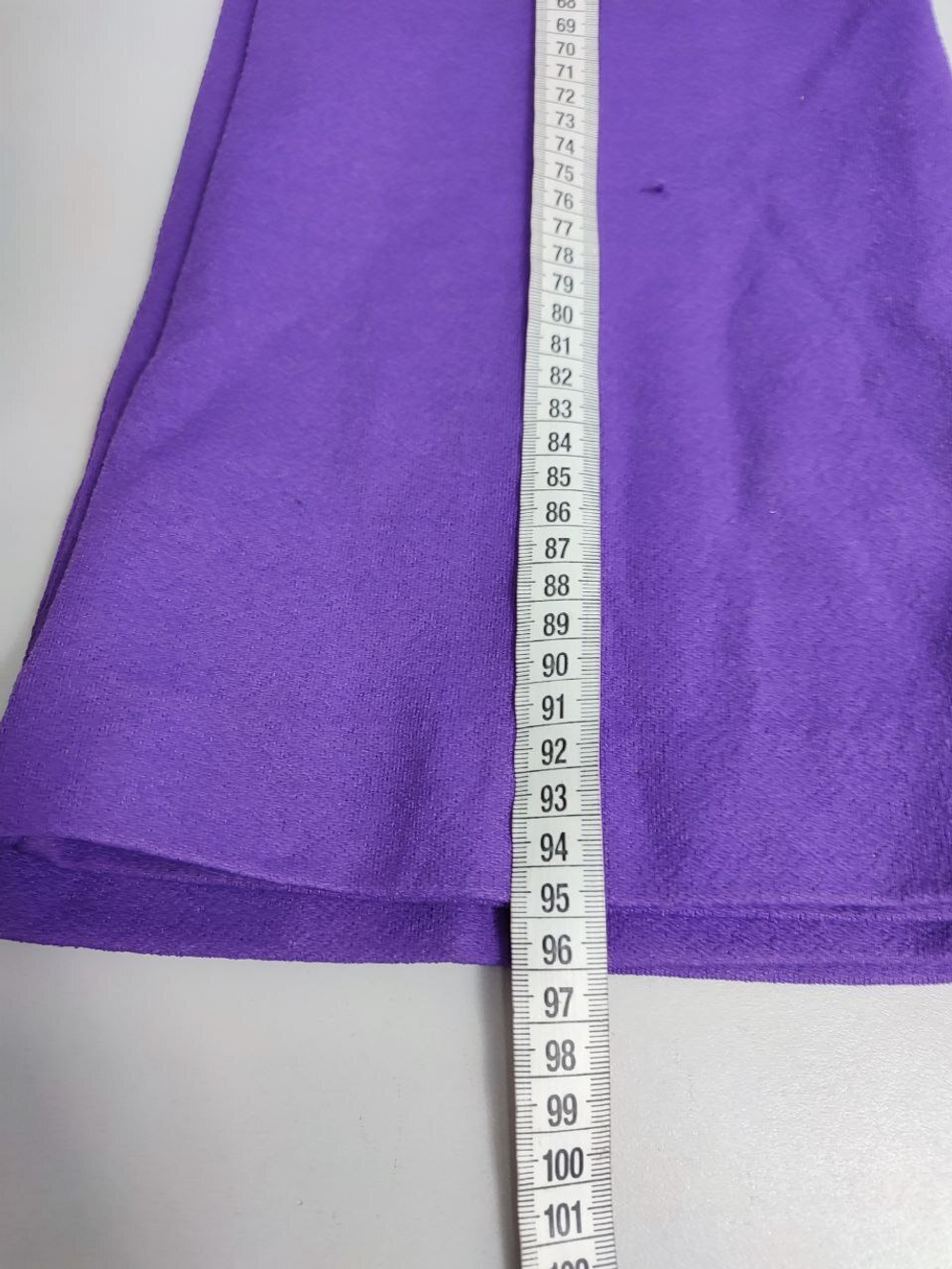 Брюки  яркого цвета 46 размер